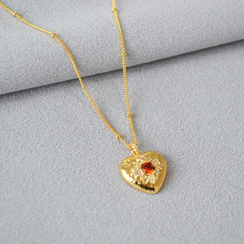 LONDANY nyaklánc Niche irodalmi vintage bíróság style csiszolt szerelem piros drágakő temperamentum egyszerű réz nyaklánc